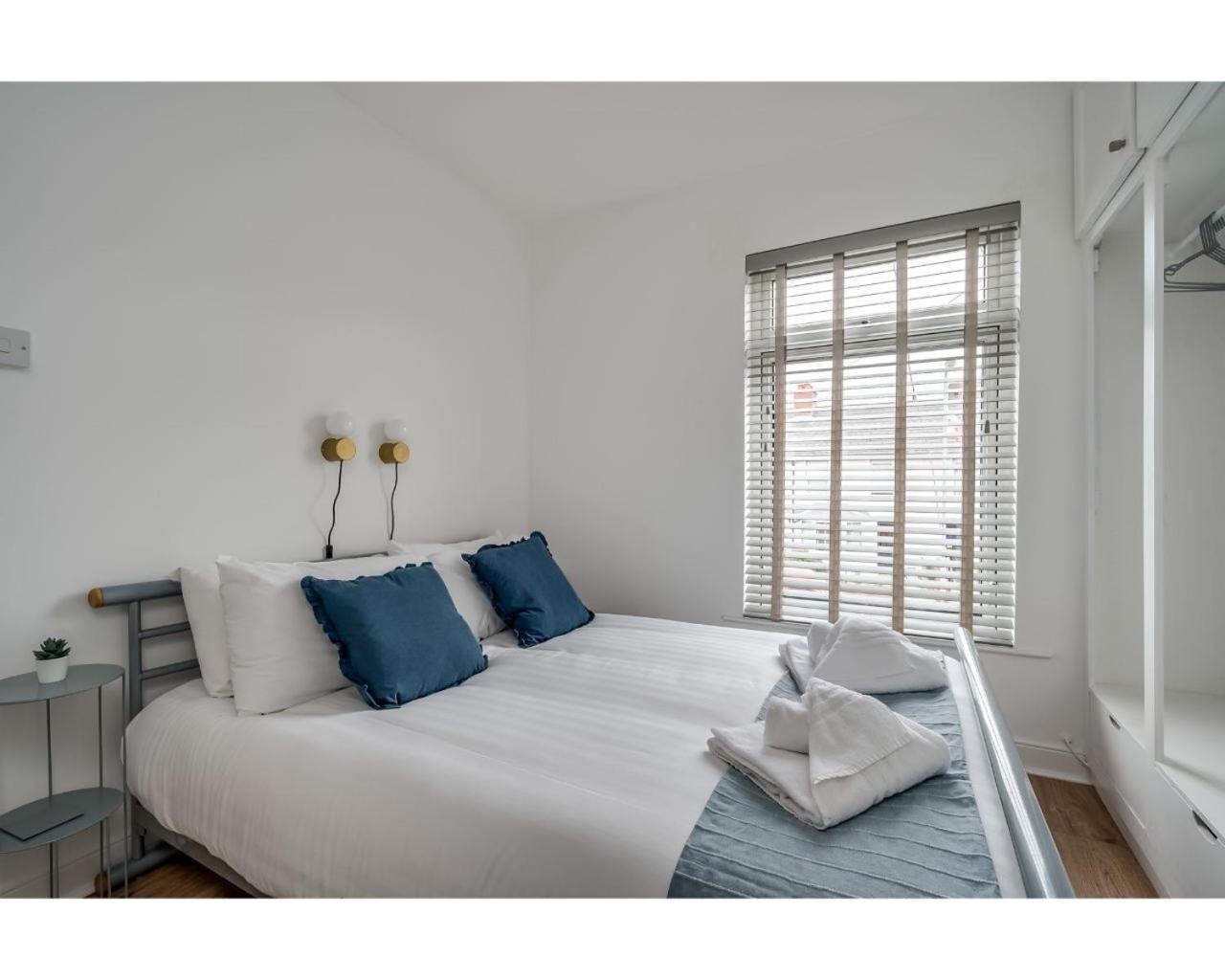 Central Belfast Apartments Belfast Work-Rest-Play R&R Zimmer foto