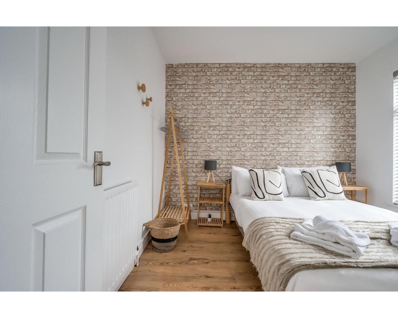 Central Belfast Apartments Belfast Work-Rest-Play R&R Zimmer foto