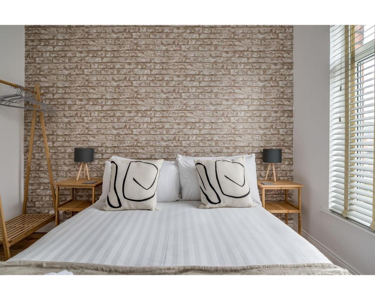 Central Belfast Apartments Belfast Work-Rest-Play R&R Zimmer foto