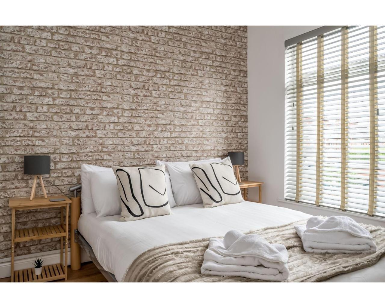 Central Belfast Apartments Belfast Work-Rest-Play R&R Zimmer foto